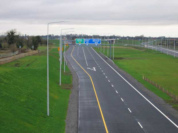 hard shoulder violations in dubai